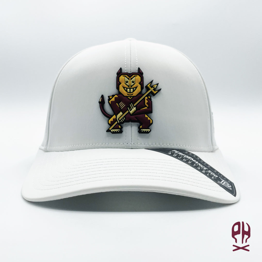 Kachina Diablo White Curved Performance hat